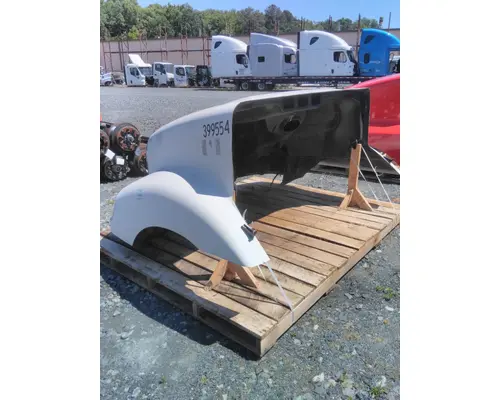 FREIGHTLINER COLUMBIA 120 HOOD