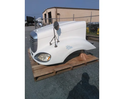 FREIGHTLINER COLUMBIA 120 HOOD