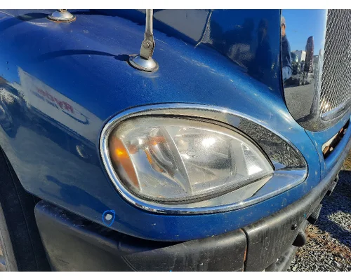 FREIGHTLINER COLUMBIA 120 HOOD