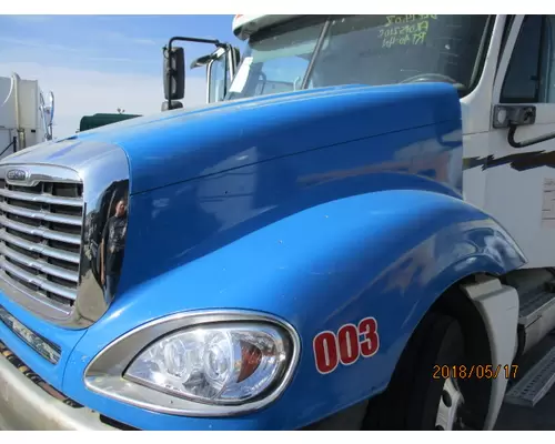 FREIGHTLINER COLUMBIA 120 HOOD