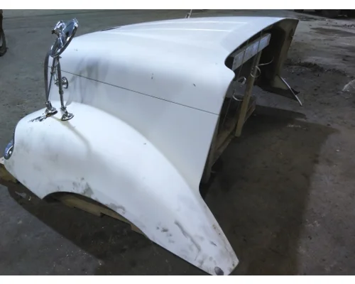 FREIGHTLINER COLUMBIA 120 HOOD