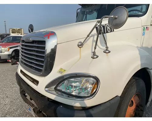 FREIGHTLINER COLUMBIA 120 Hood