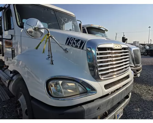 FREIGHTLINER COLUMBIA 120 Hood