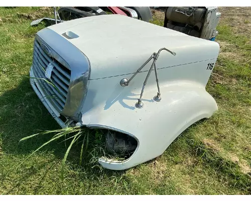 FREIGHTLINER COLUMBIA 120 Hood