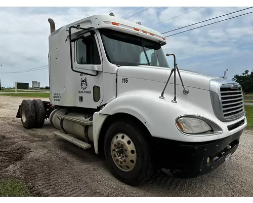 FREIGHTLINER COLUMBIA 120 Hood