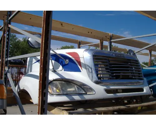 FREIGHTLINER COLUMBIA 120 Hood