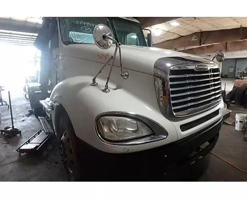 FREIGHTLINER COLUMBIA 120 Hood