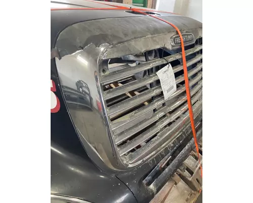 FREIGHTLINER COLUMBIA 120 Hood