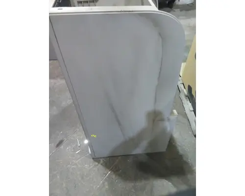 FREIGHTLINER COLUMBIA 120 INTERIOR CABINET