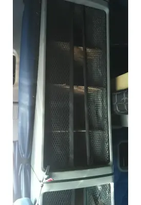 FREIGHTLINER COLUMBIA 120 INTERIOR CABINET