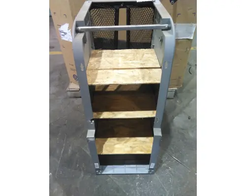 FREIGHTLINER COLUMBIA 120 INTERIOR CABINET