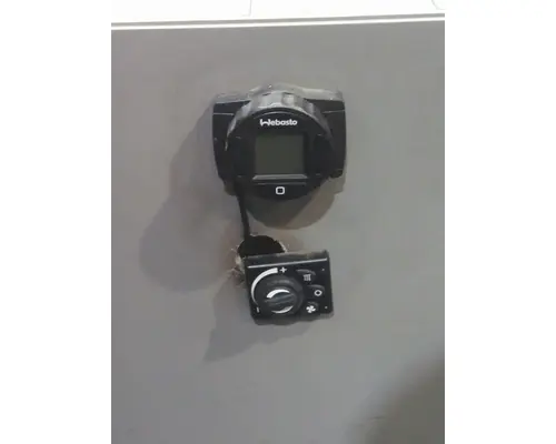 FREIGHTLINER COLUMBIA 120 INTERIOR CABINET