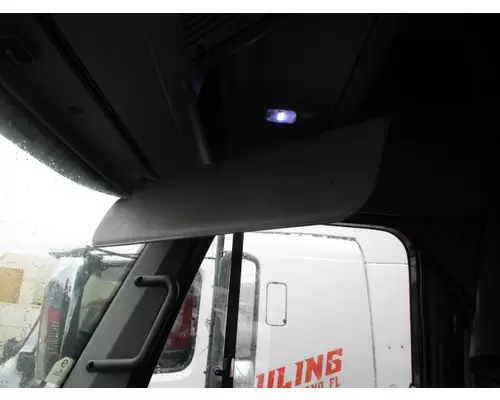 FREIGHTLINER COLUMBIA 120 INTERIOR SUN VISOR