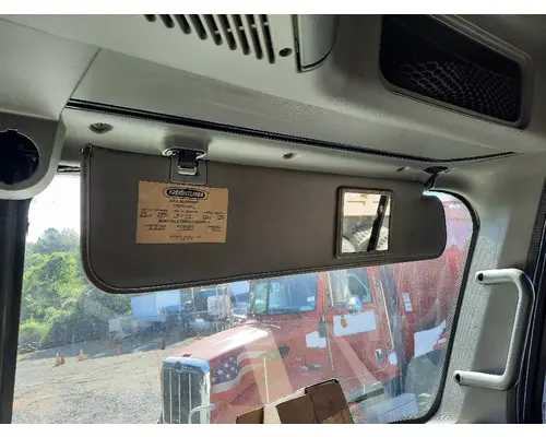 FREIGHTLINER COLUMBIA 120 INTERIOR SUN VISOR