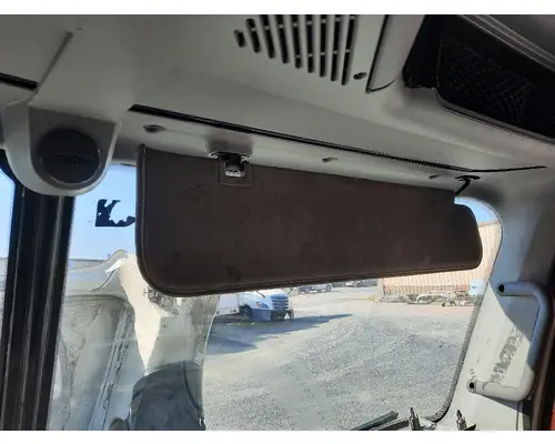 FREIGHTLINER COLUMBIA 120 INTERIOR SUN VISOR