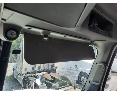 FREIGHTLINER COLUMBIA 120 INTERIOR SUN VISOR