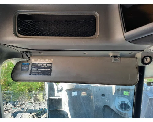 FREIGHTLINER COLUMBIA 120 INTERIOR SUN VISOR