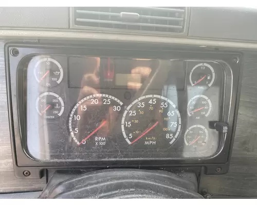 FREIGHTLINER COLUMBIA 120 Instrument Cluster