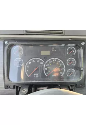 FREIGHTLINER COLUMBIA 120 Instrument Cluster