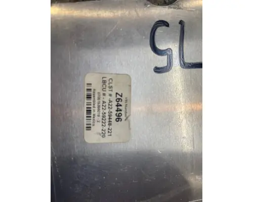 FREIGHTLINER COLUMBIA 120 Instrument Cluster