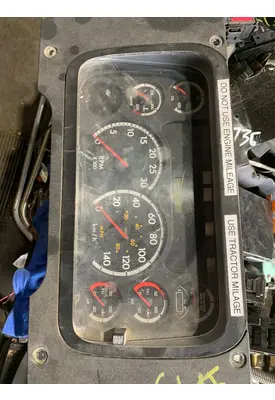 FREIGHTLINER COLUMBIA 120 Instrument Cluster