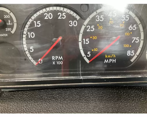 FREIGHTLINER COLUMBIA 120 Instrument Cluster