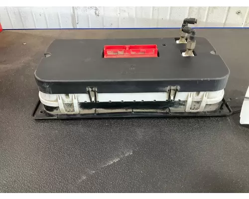 FREIGHTLINER COLUMBIA 120 Instrument Cluster