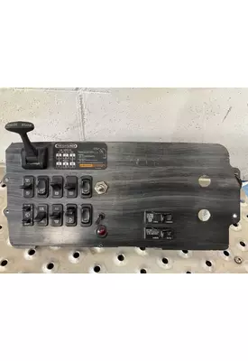FREIGHTLINER COLUMBIA 120 Instrument Cluster