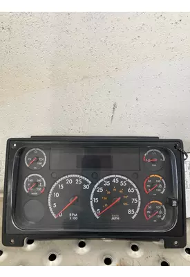 FREIGHTLINER COLUMBIA 120 Instrument Cluster