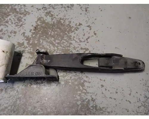FREIGHTLINER COLUMBIA 120 LATCHLOCKLEVER