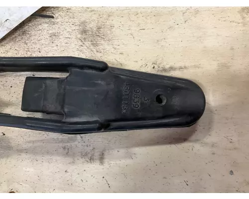 FREIGHTLINER COLUMBIA 120 Latches and Locks
