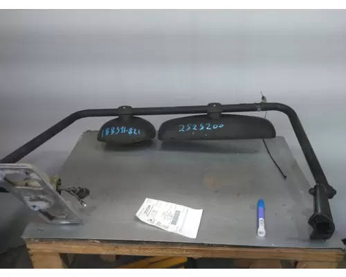 FREIGHTLINER COLUMBIA 120 MIRROR ASSEMBLY CABDOOR