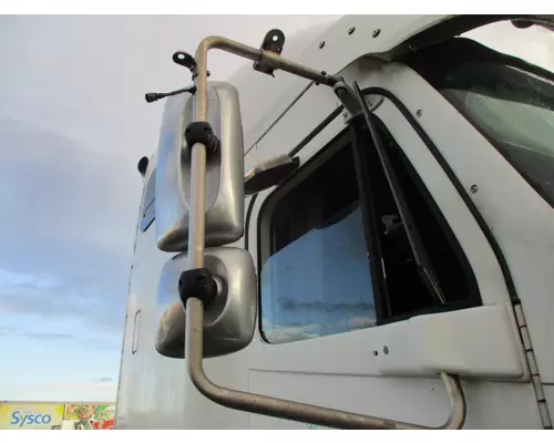 FREIGHTLINER COLUMBIA 120 MIRROR ASSEMBLY CABDOOR