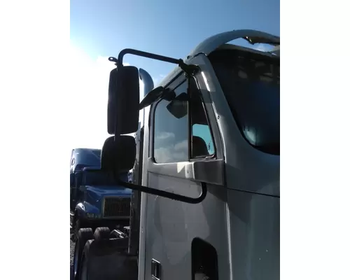 FREIGHTLINER COLUMBIA 120 MIRROR ASSEMBLY CABDOOR