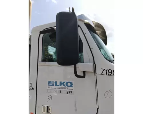 FREIGHTLINER COLUMBIA 120 MIRROR ASSEMBLY CABDOOR