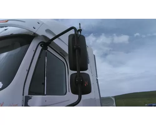FREIGHTLINER COLUMBIA 120 MIRROR ASSEMBLY CABDOOR