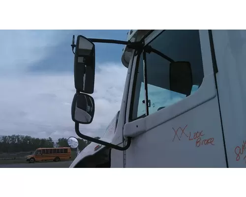FREIGHTLINER COLUMBIA 120 MIRROR ASSEMBLY CABDOOR