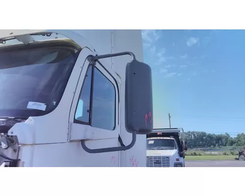 FREIGHTLINER COLUMBIA 120 MIRROR ASSEMBLY CABDOOR