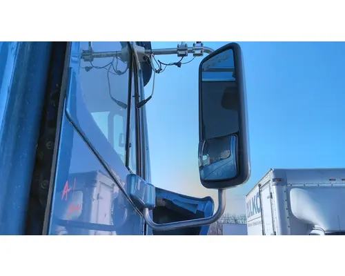 FREIGHTLINER COLUMBIA 120 MIRROR ASSEMBLY CABDOOR