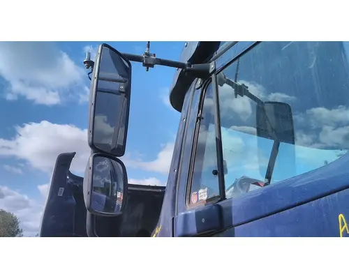 FREIGHTLINER COLUMBIA 120 MIRROR ASSEMBLY CABDOOR