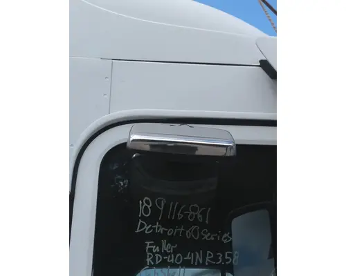 FREIGHTLINER COLUMBIA 120 MIRROR LOOK DOWN