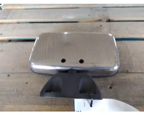 FREIGHTLINER COLUMBIA 120 MIRROR LOOK DOWN