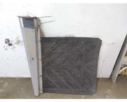 FREIGHTLINER COLUMBIA 120 MUD FLAP HANGER