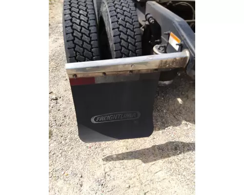 FREIGHTLINER COLUMBIA 120 MUD FLAP HANGER