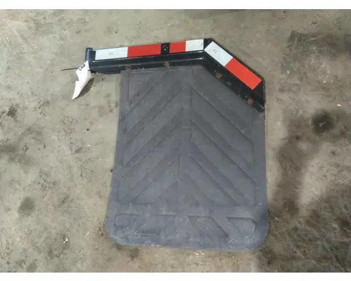 FREIGHTLINER COLUMBIA 120 MUD FLAP HANGER