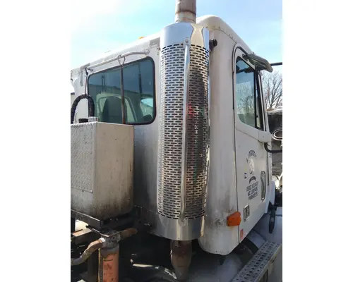 FREIGHTLINER COLUMBIA 120 MUFFLER SHIELD