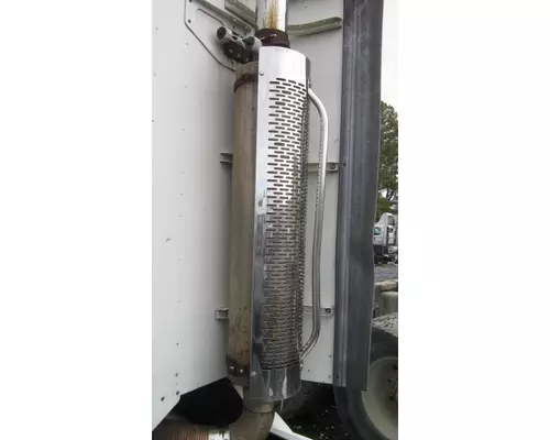 FREIGHTLINER COLUMBIA 120 MUFFLER SHIELD