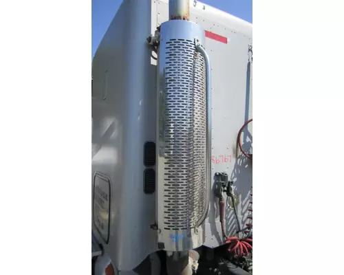 FREIGHTLINER COLUMBIA 120 MUFFLER SHIELD