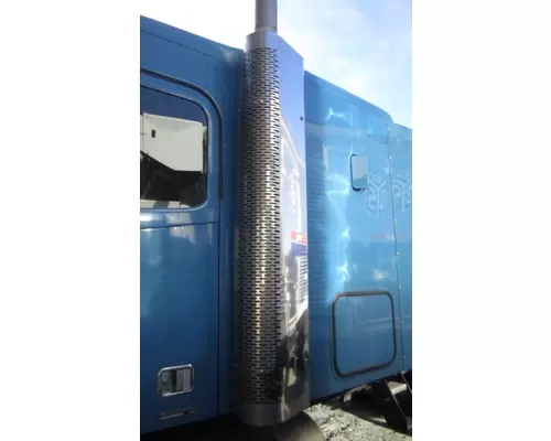 FREIGHTLINER COLUMBIA 120 MUFFLER SHIELD