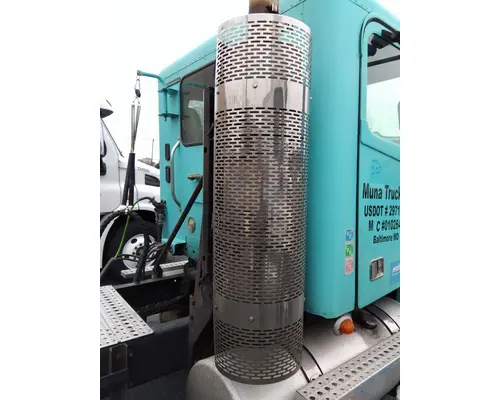 FREIGHTLINER COLUMBIA 120 MUFFLER SHIELD